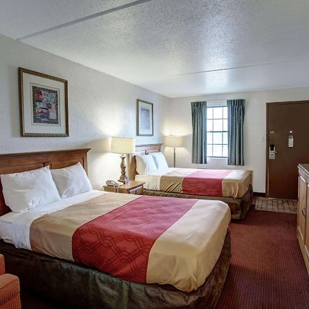 Rodeway Inn ניו בראונפלס מראה חיצוני תמונה