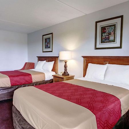 Rodeway Inn ניו בראונפלס מראה חיצוני תמונה