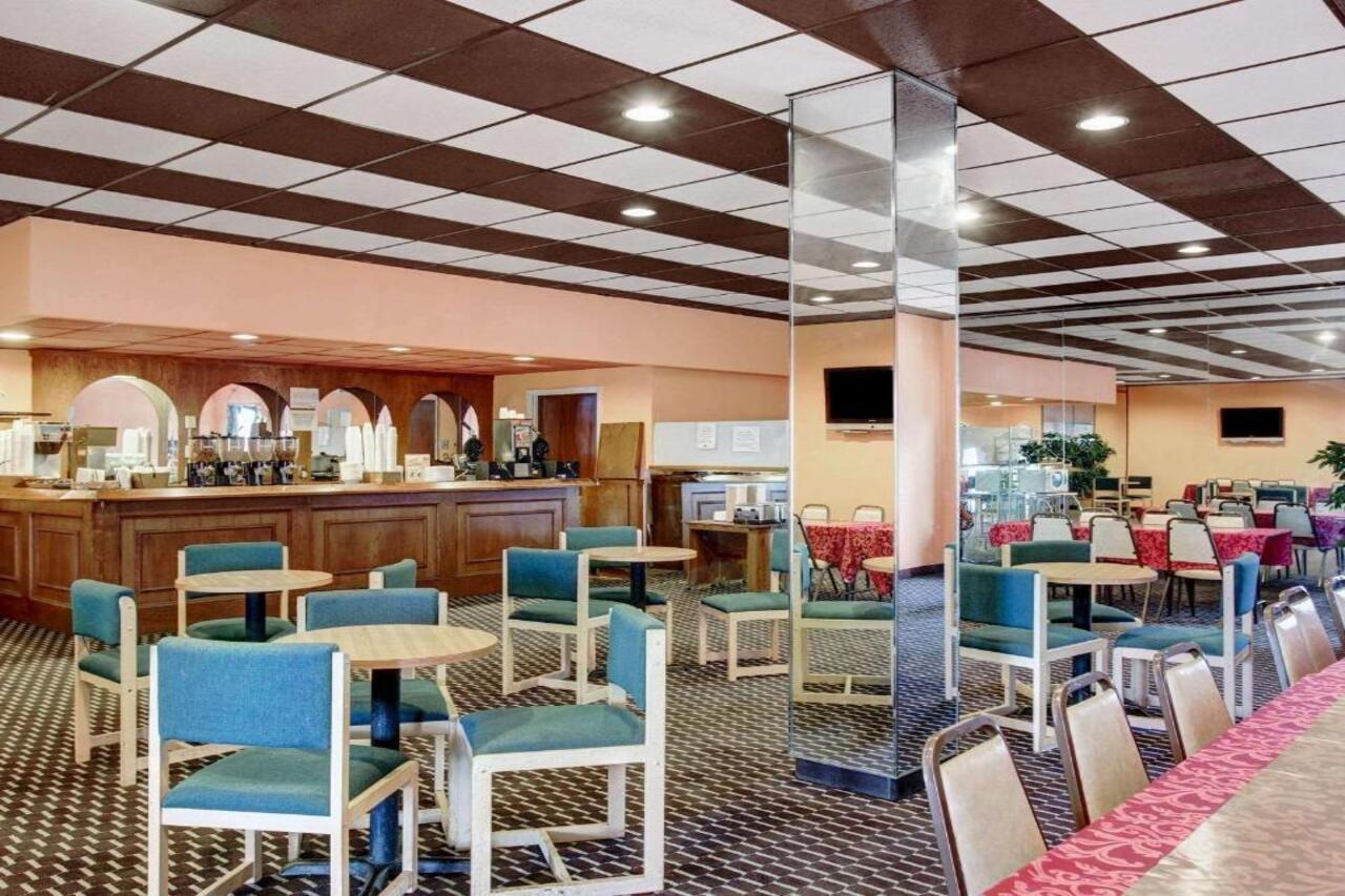 Rodeway Inn ניו בראונפלס מראה חיצוני תמונה
