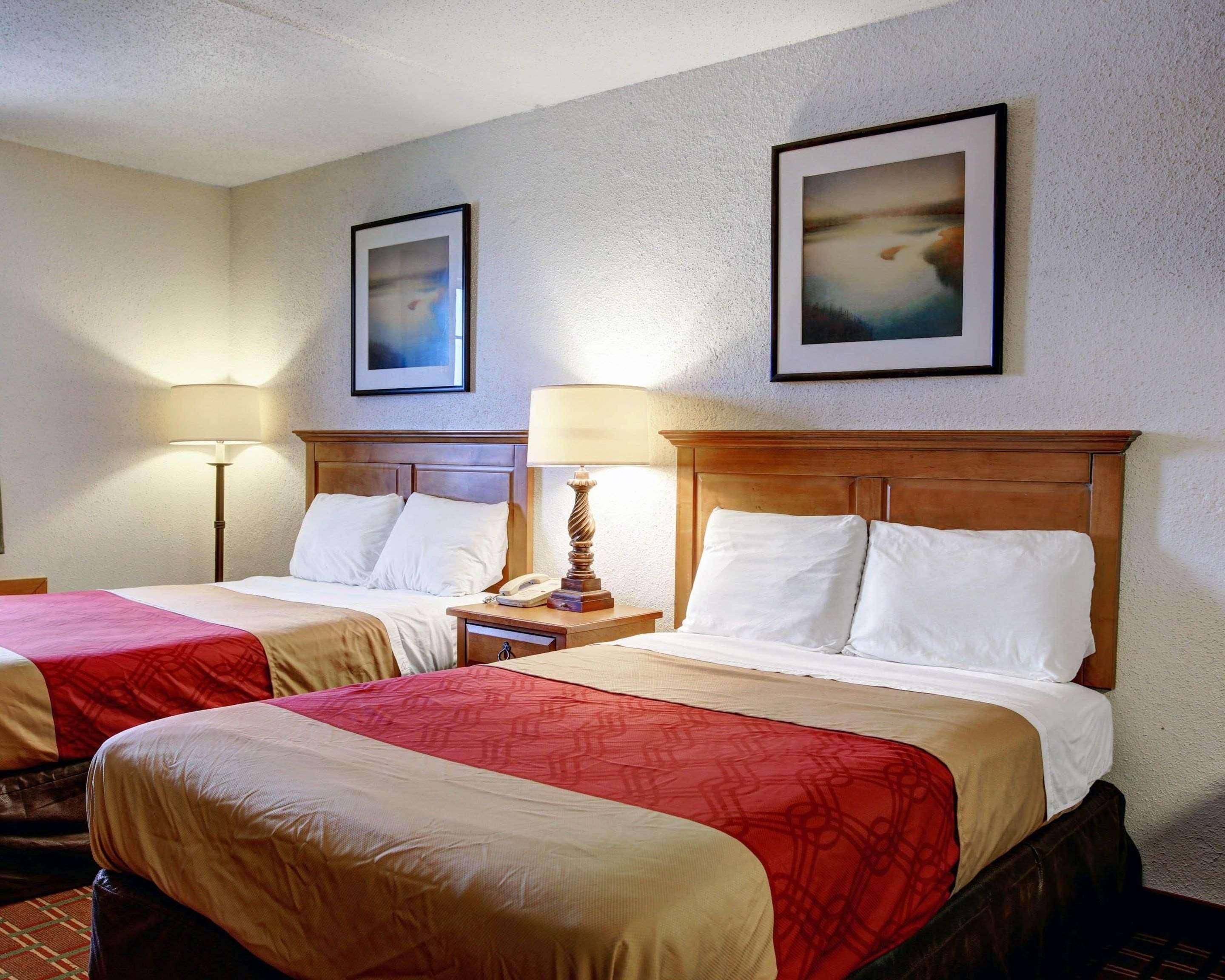 Rodeway Inn ניו בראונפלס מראה חיצוני תמונה