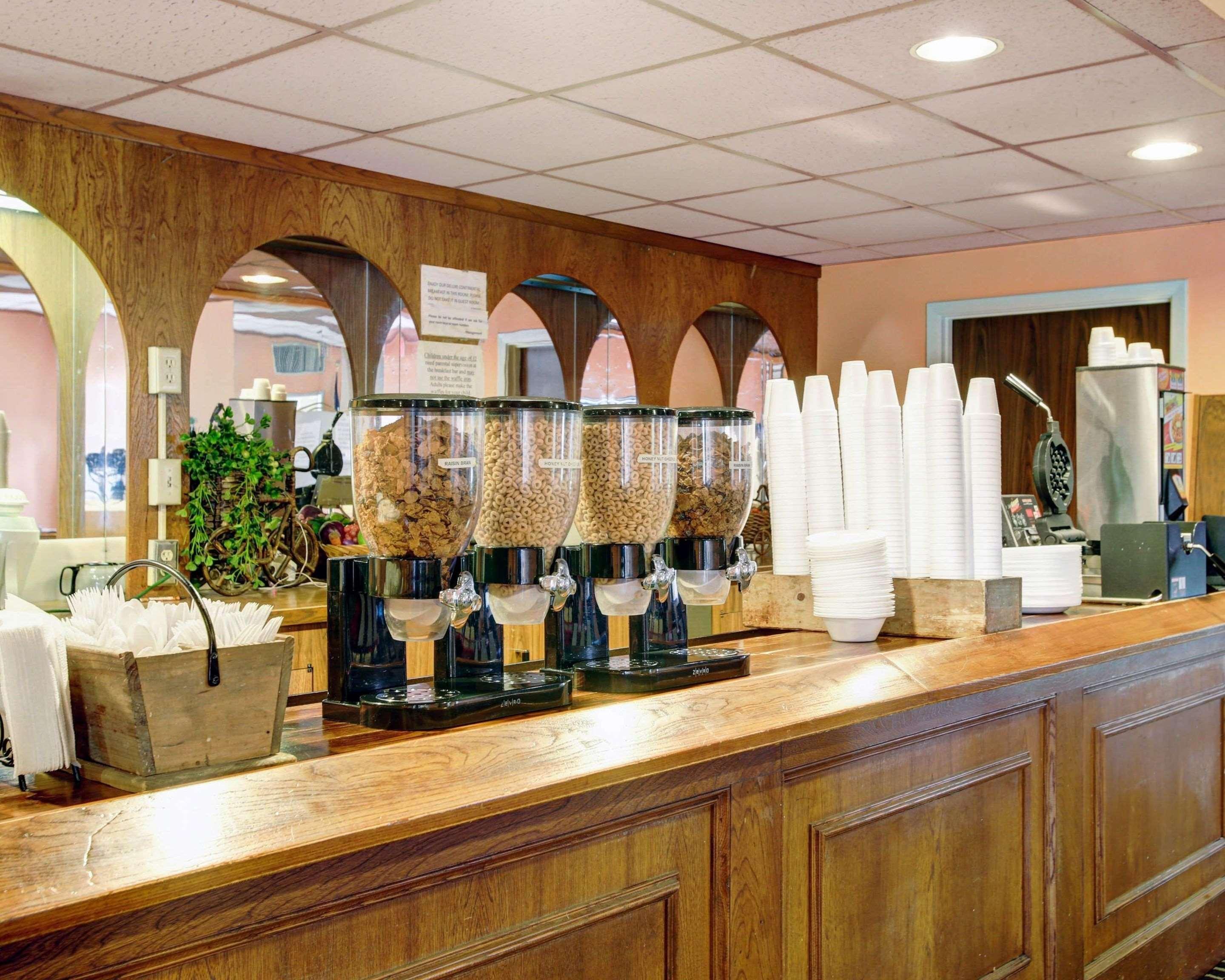 Rodeway Inn ניו בראונפלס מראה חיצוני תמונה