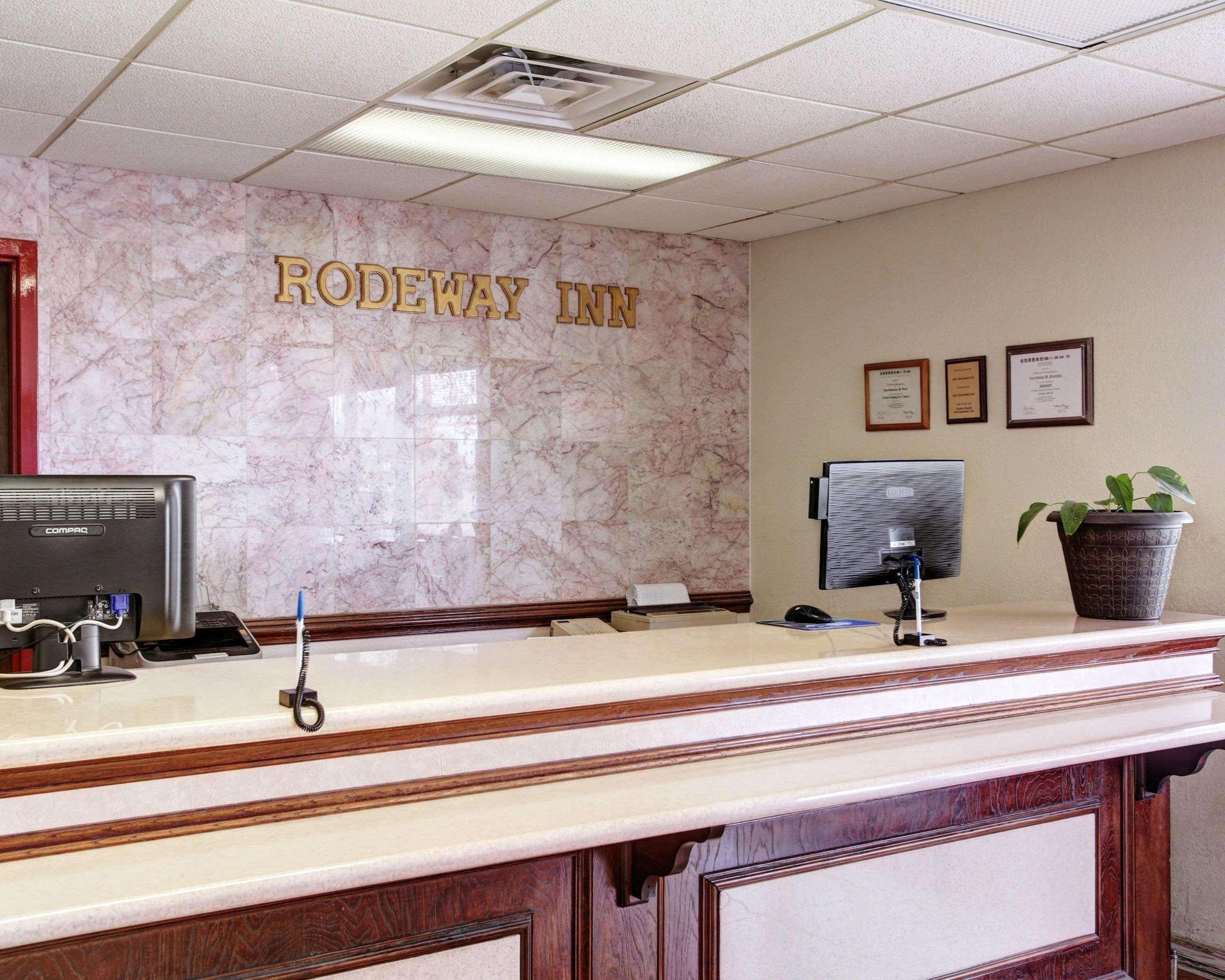 Rodeway Inn ניו בראונפלס מראה חיצוני תמונה
