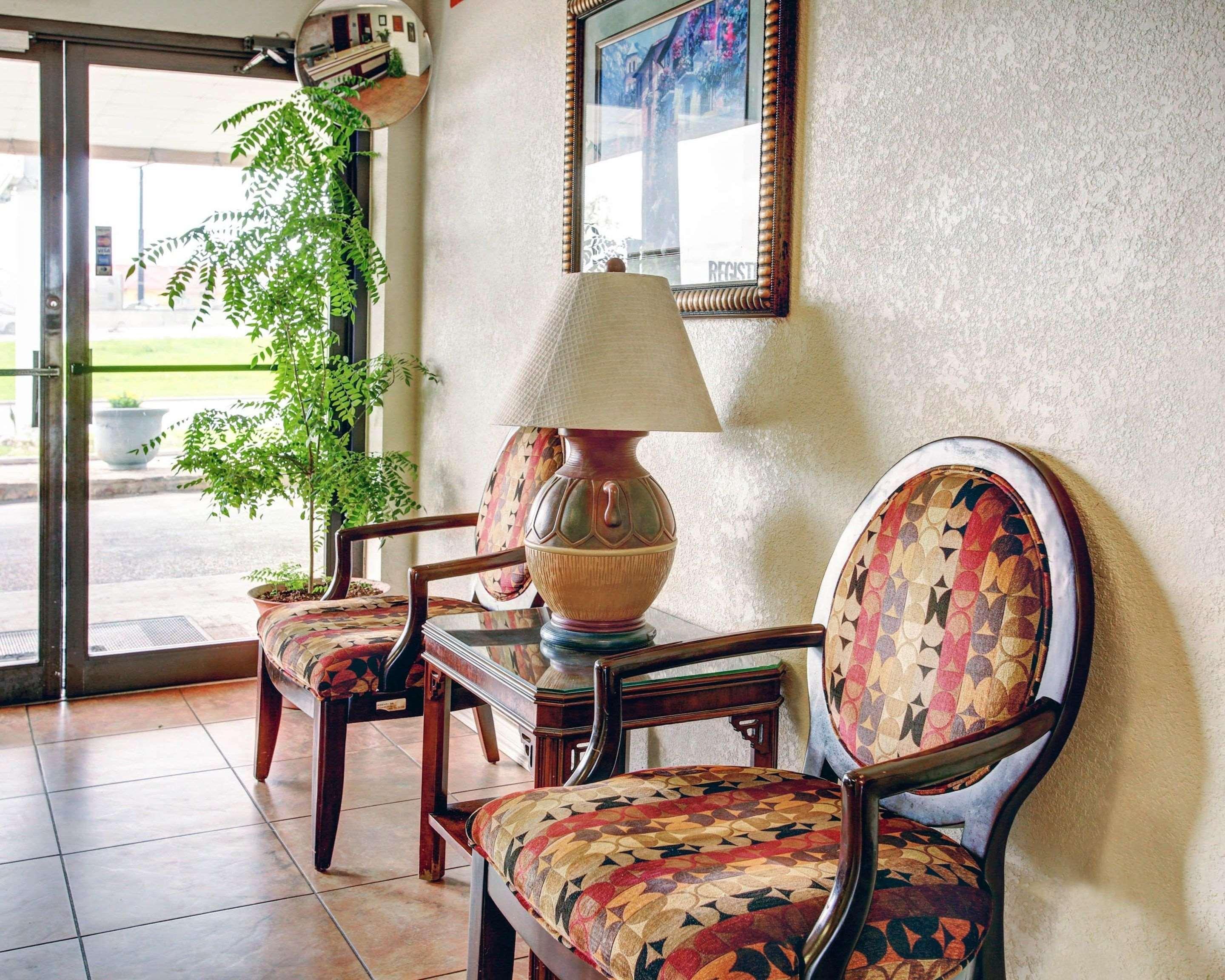 Rodeway Inn ניו בראונפלס מראה חיצוני תמונה