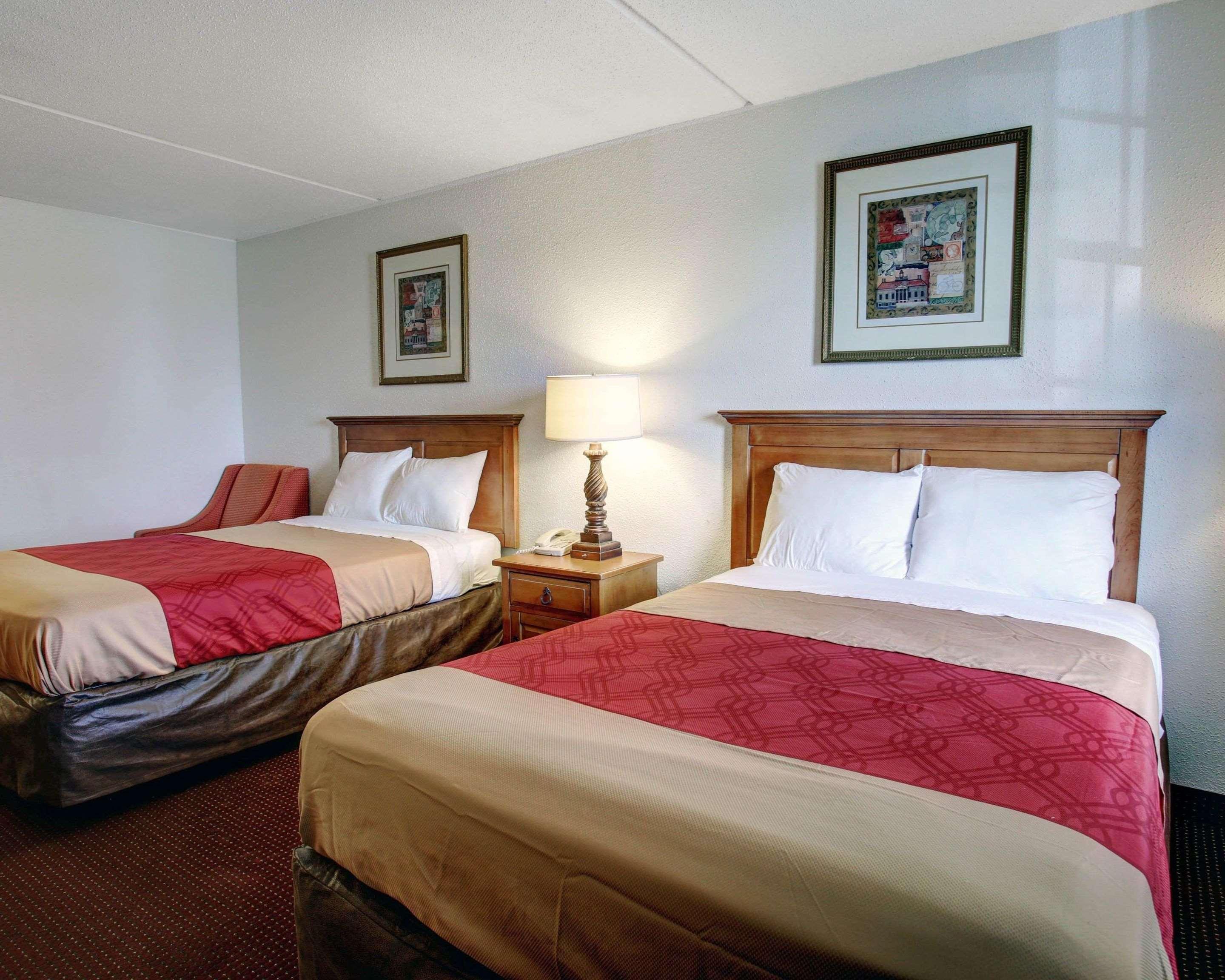 Rodeway Inn ניו בראונפלס מראה חיצוני תמונה