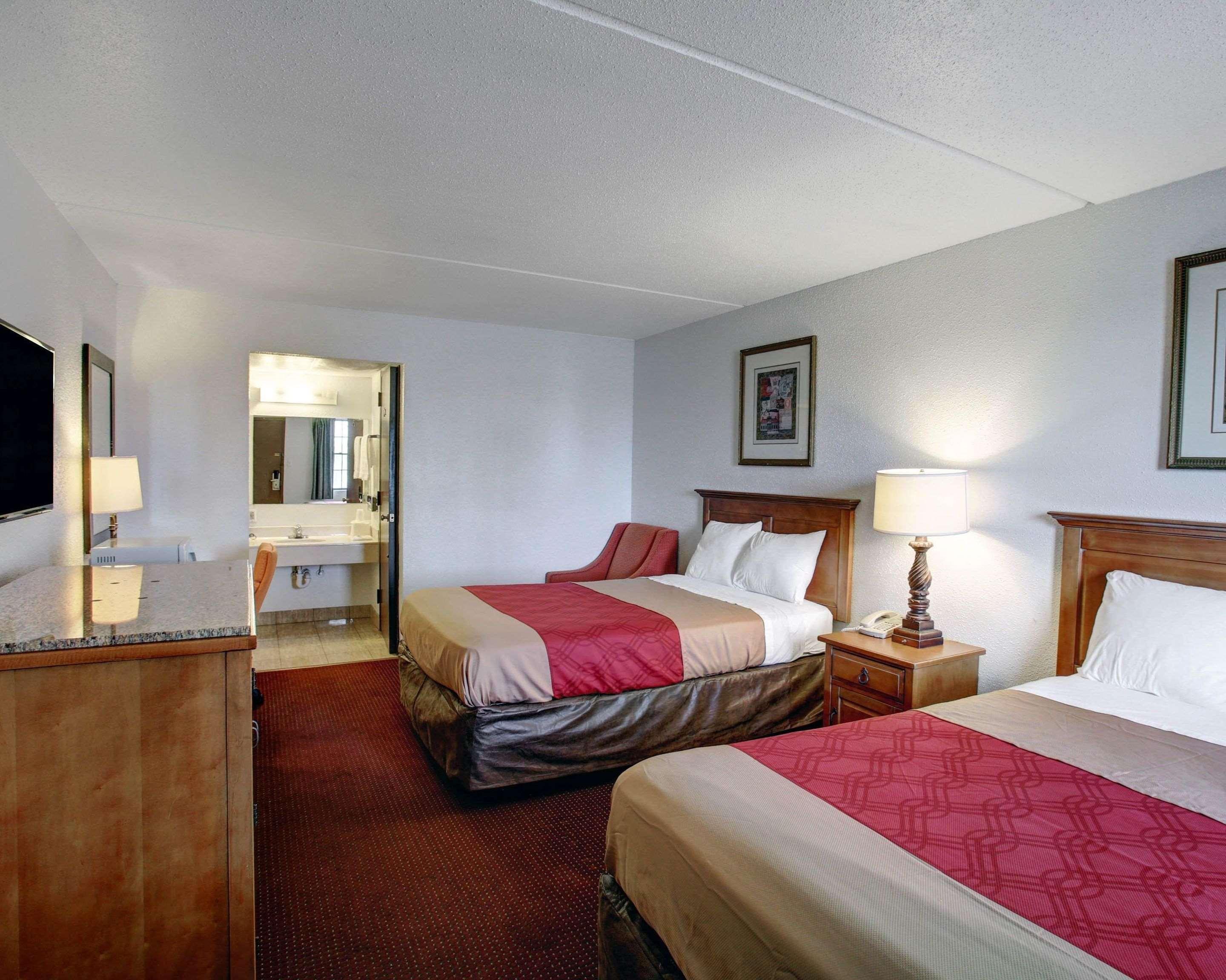 Rodeway Inn ניו בראונפלס מראה חיצוני תמונה